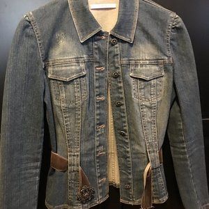 Fitted Jean Jacket with velour belt